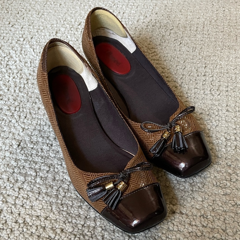 J.Renee “Brinna” Houndstooth Leather Heels